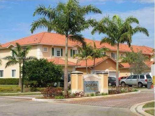 Foto del edificio - 6482 Catalina Ln