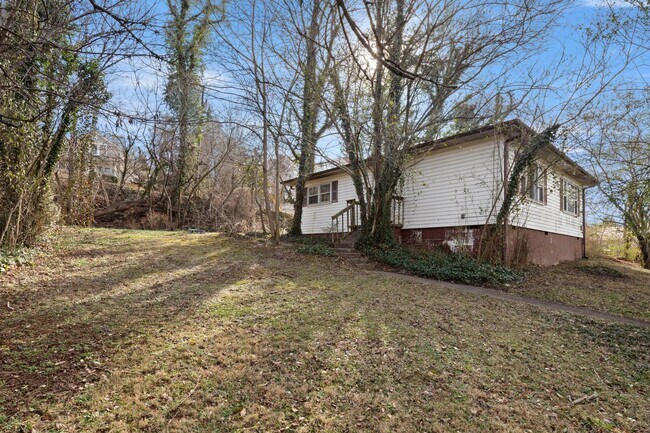 Foto del edificio - Duplex in Grove Park