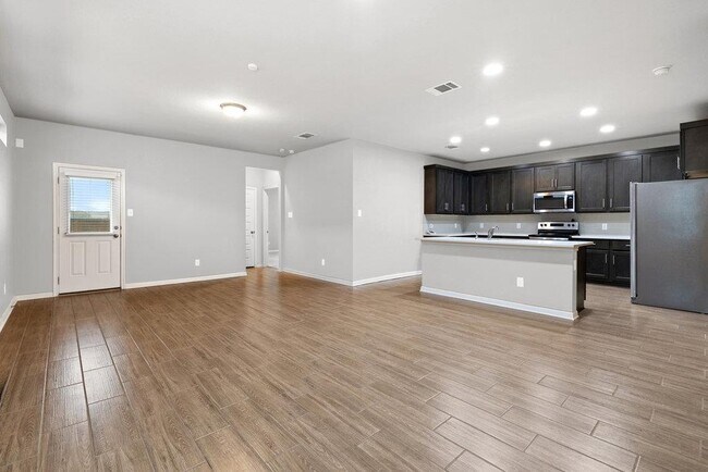 Foto del edificio - 236 El Dorado Rd