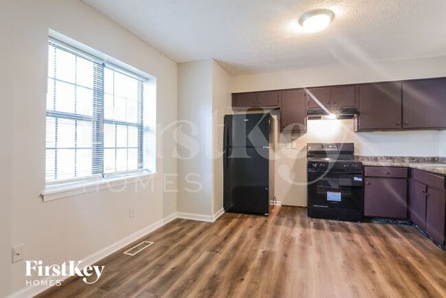 Building Photo - 6978 Grampian Way