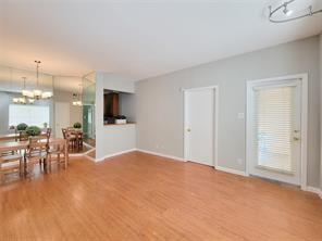 Building Photo - 2209 S Braeswood Blvd