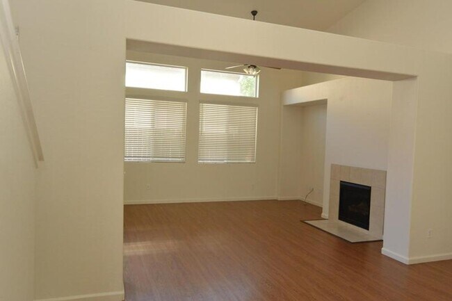 Foto del edificio - 3204 N Kayenta St