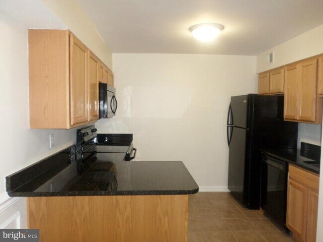Foto del edificio - 7334 Tavenner Ln