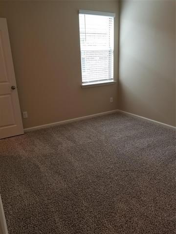 Foto del edificio - 240 Elam Dr