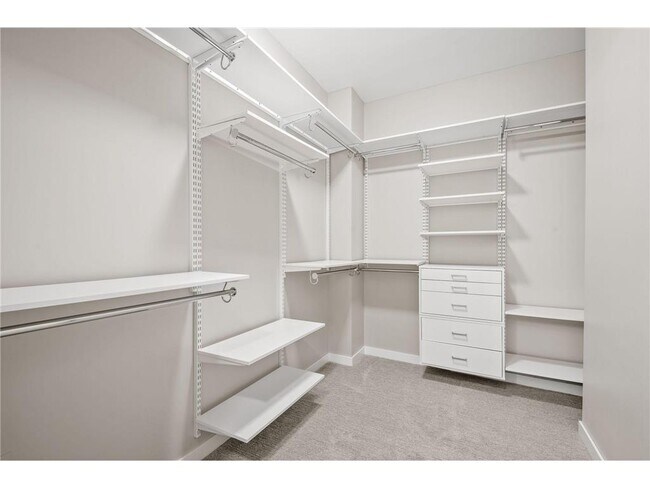 Foto del edificio - 497 S Marquette Ave