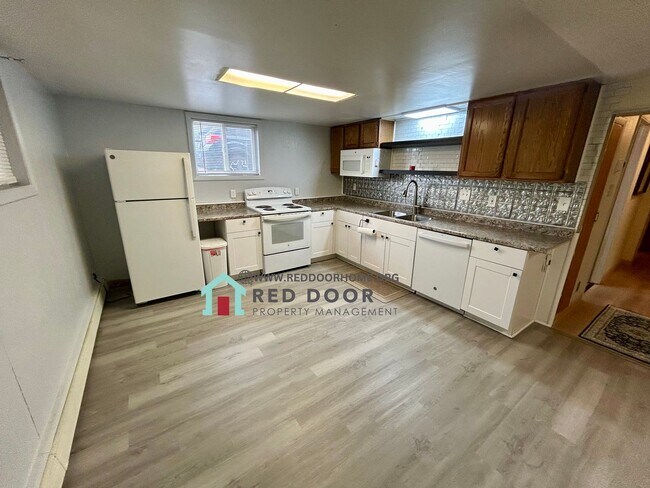 Foto del edificio - 3115 8th Ave N