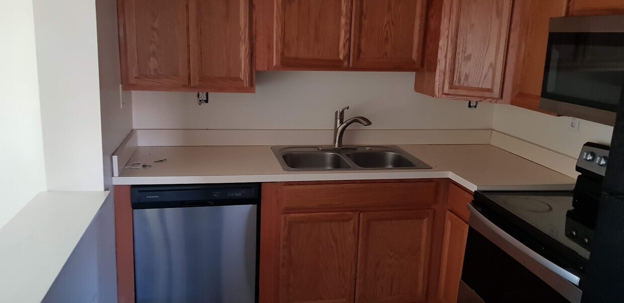Foto principal - 6701 Allentown Blvd