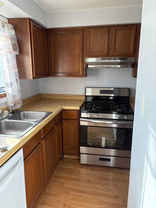 Building Photo - 485 Plum Creek Ct