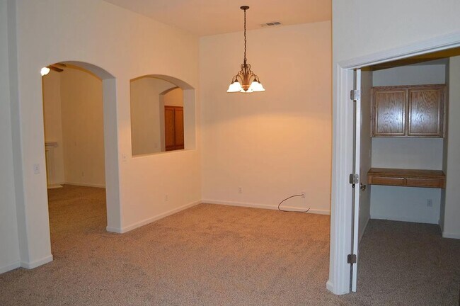 Building Photo - 2860 Blue Oak Ct