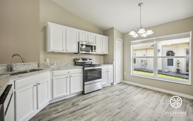 Foto del edificio - 549 Vineyard Way