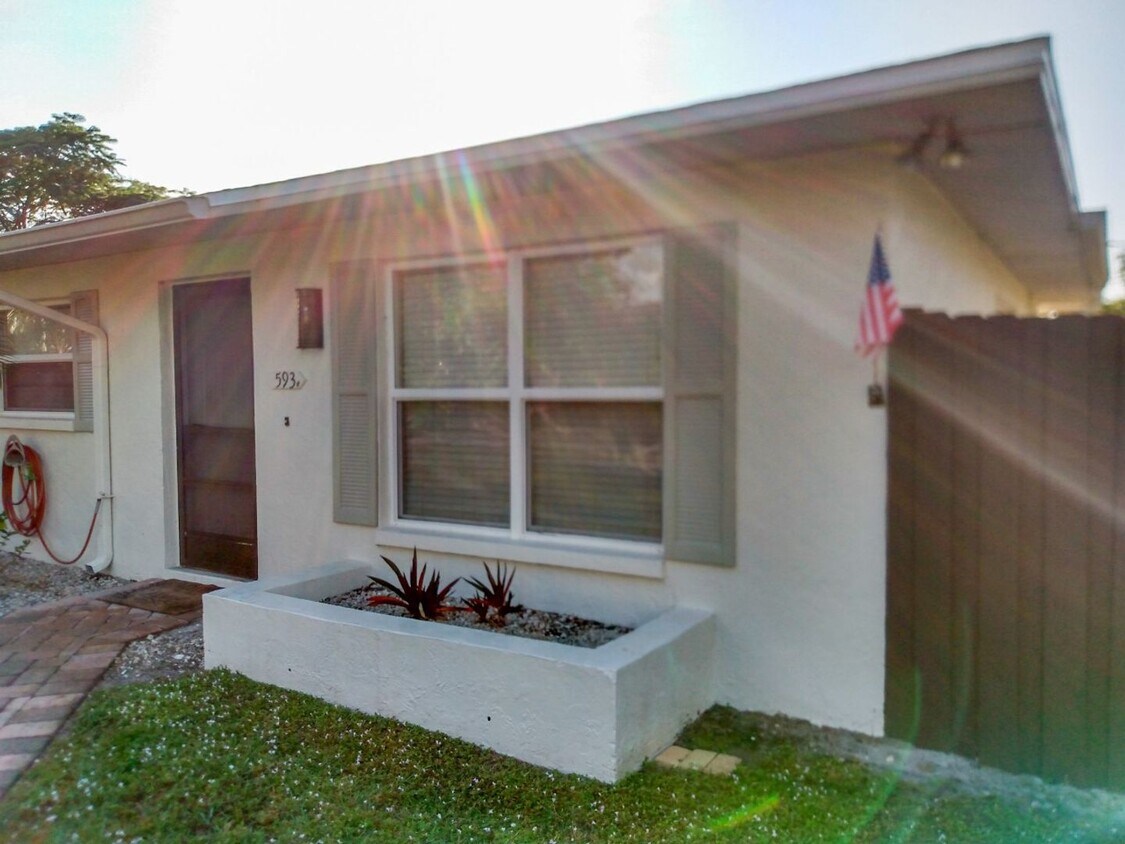 Primary Photo - ***NON HOA***PET FRIENDLY***REASONABLE RAT...