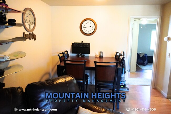 Foto del edificio - 415 E Creekside Cir