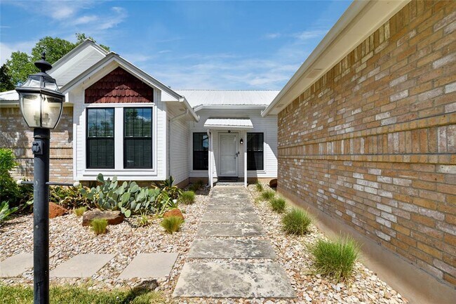 Foto del edificio - 13000 Tilghman Trail