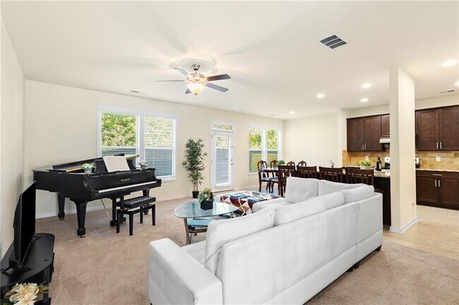 Foto del edificio - 4275 Almanor Cir