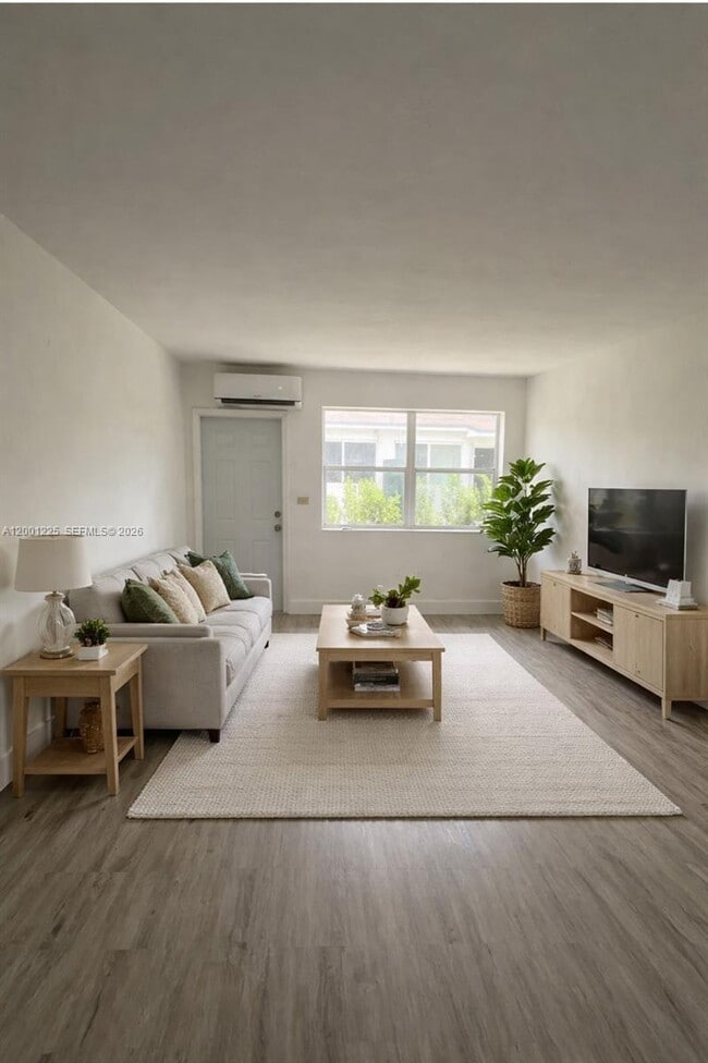 Building Photo - 2410 NW 11th St