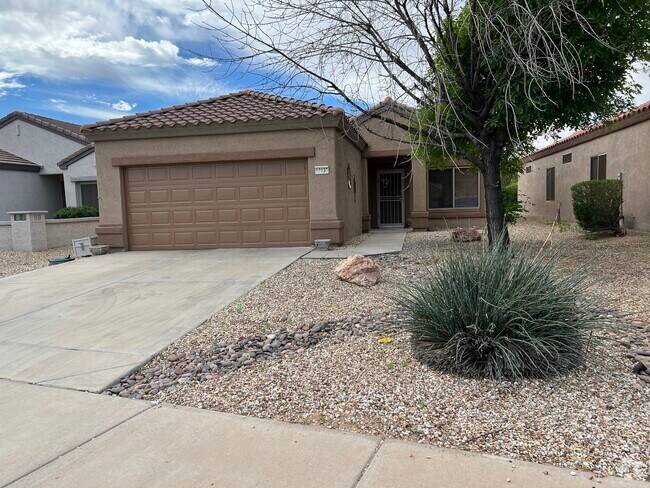 Sun City Grand Desert Sage Apartments for Rent with a Living Room ... - Rental Apartments Desert Slope