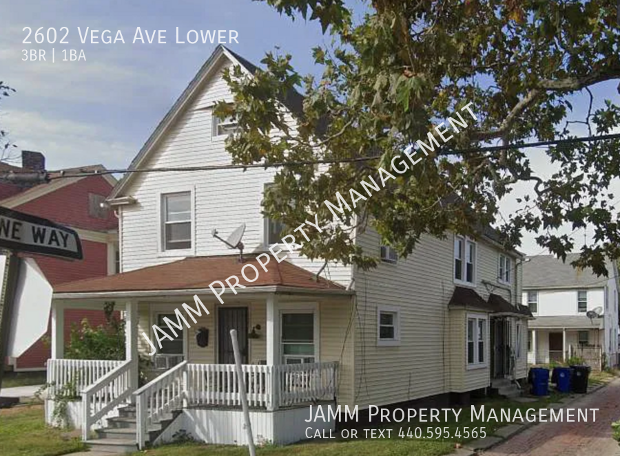 Primary Photo - 2-Bedroom Duplex apartment near Tremont!!