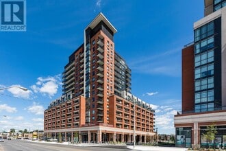 Building Photo - 3091 Dufferin St