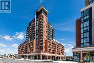 Building Photo - 3091 Dufferin St