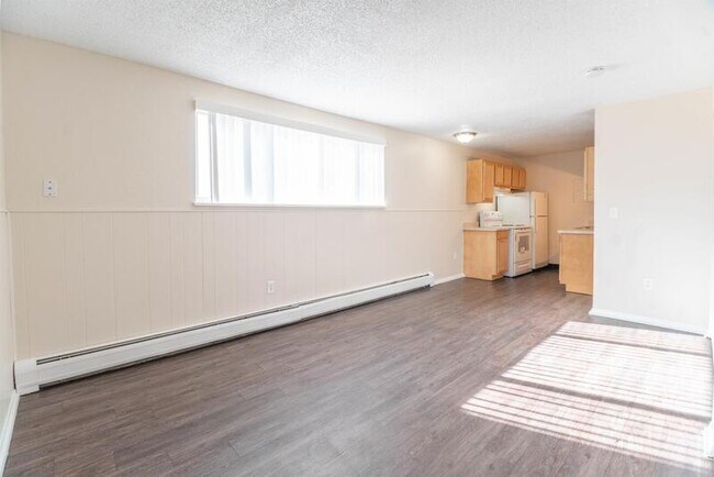 Foto del edificio - 7070 E. 59th Ave.