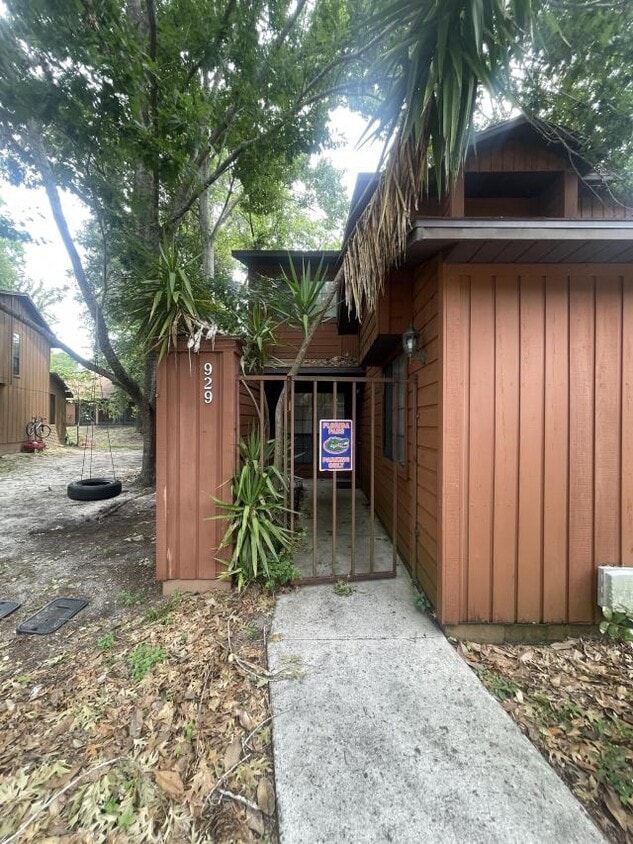 Primary Photo - 2 bedroom in Gainesville FL 32607