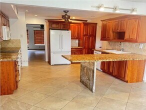 Building Photo - 3111 Coral Springs Dr