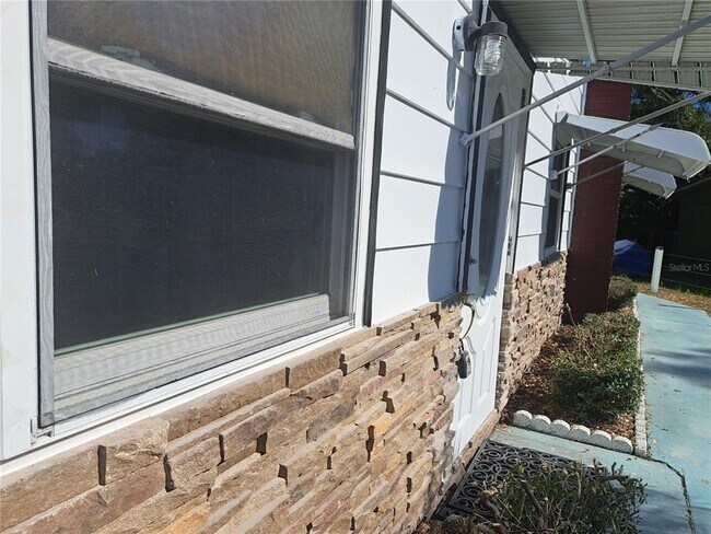 Foto del edificio - 1040 65th St S