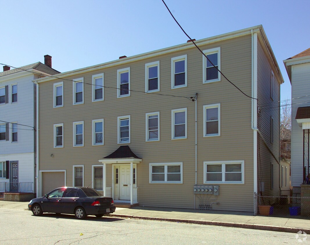 15 Tripp St, Fall River, MA 02724 Apartments in Fall River, MA