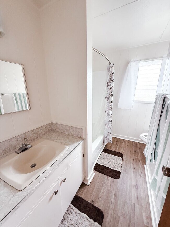 Foto del edificio - Furnished & Well-Maintained Plantation Hom...