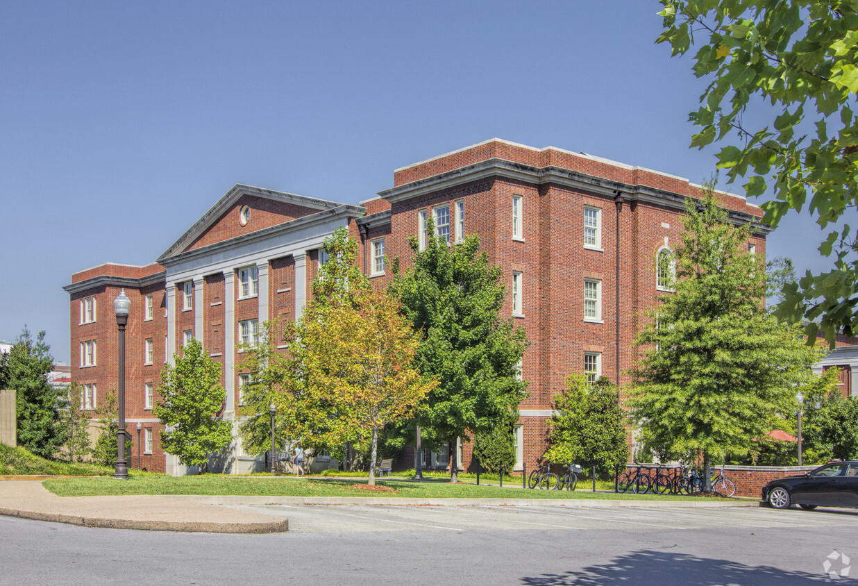 Primary Photo - Sutherland House