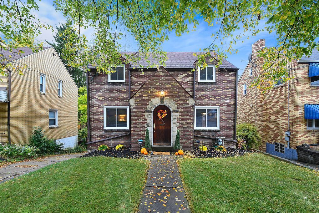 Primary Photo - 1706 Pioneer Ave