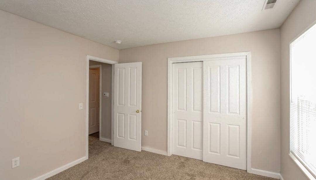 Primary Photo - 5103 Avian Ln