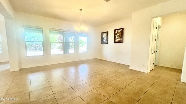 Building Photo - 4571 N Arbor Way