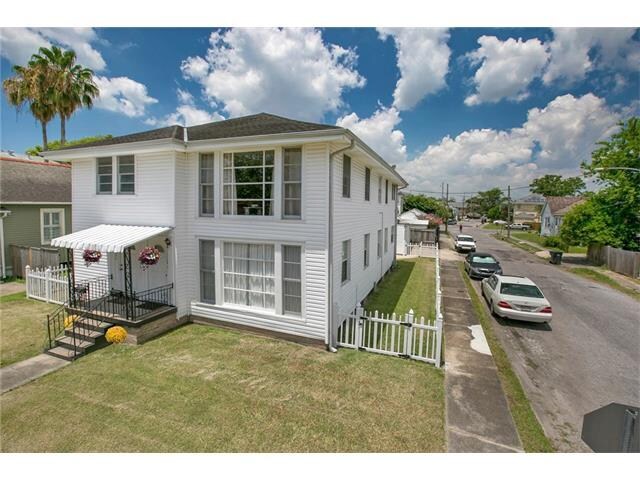 Primary Photo - 3326 Robert St