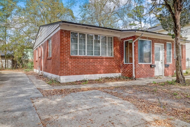 Building Photo - 3039 Post St