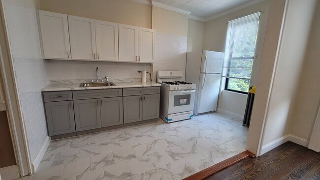 Foto del edificio - 59-22-68 68th Ave