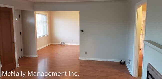 Building Photo - 1611 N Madison St