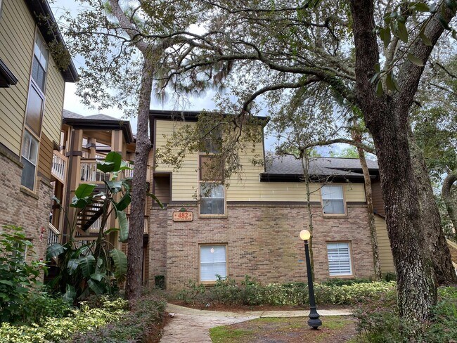 Foto del edificio - 482 N Pin Oak Pl