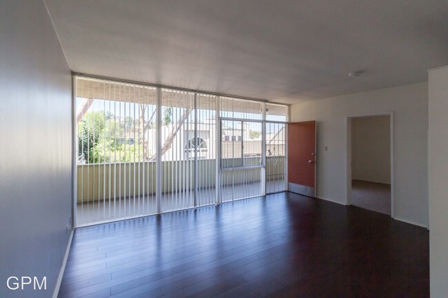 Foto del edificio - 2356 Duane St