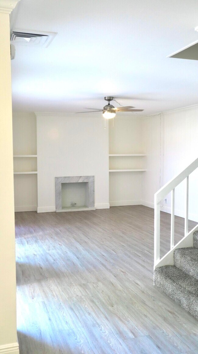 Foto del edificio - 194 Lake Arbor Dr