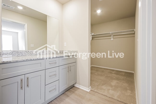 Foto del edificio - 2575 E Meramec St