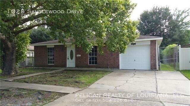 Primary Photo - 1025 Sandalwood Dr