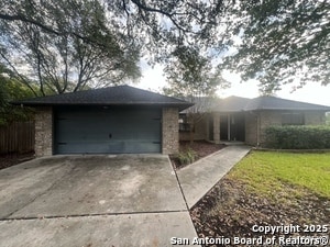Primary Photo - 1014 Camellia Ln