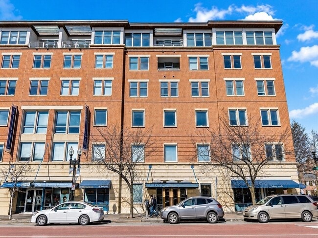 Building Photo - 1597 Washington St