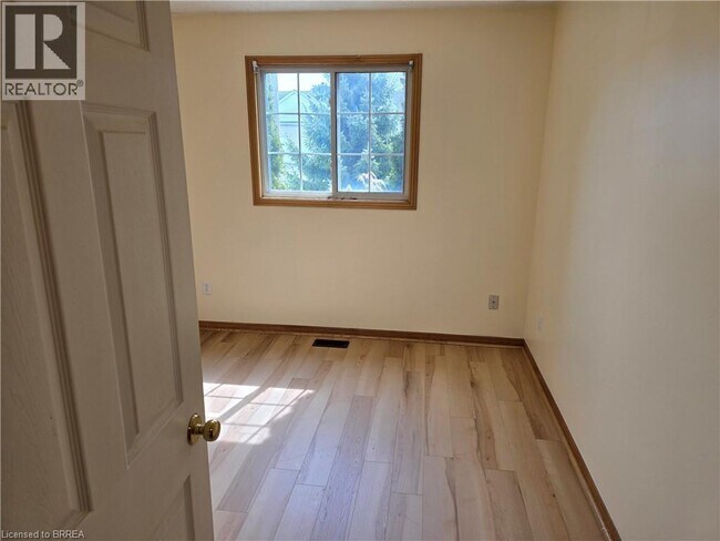 Photo du bâtiment - 25D GRIFFITHS Drive