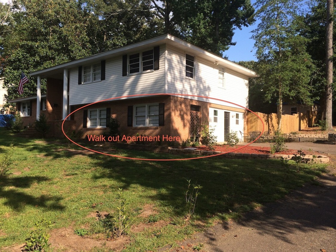 Primary Photo - 125 Grace Cir SW