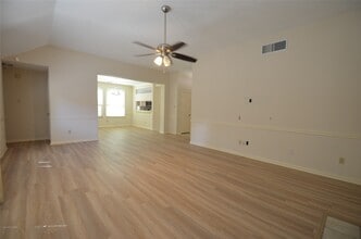 Building Photo - 13802 Rosebranch Ct