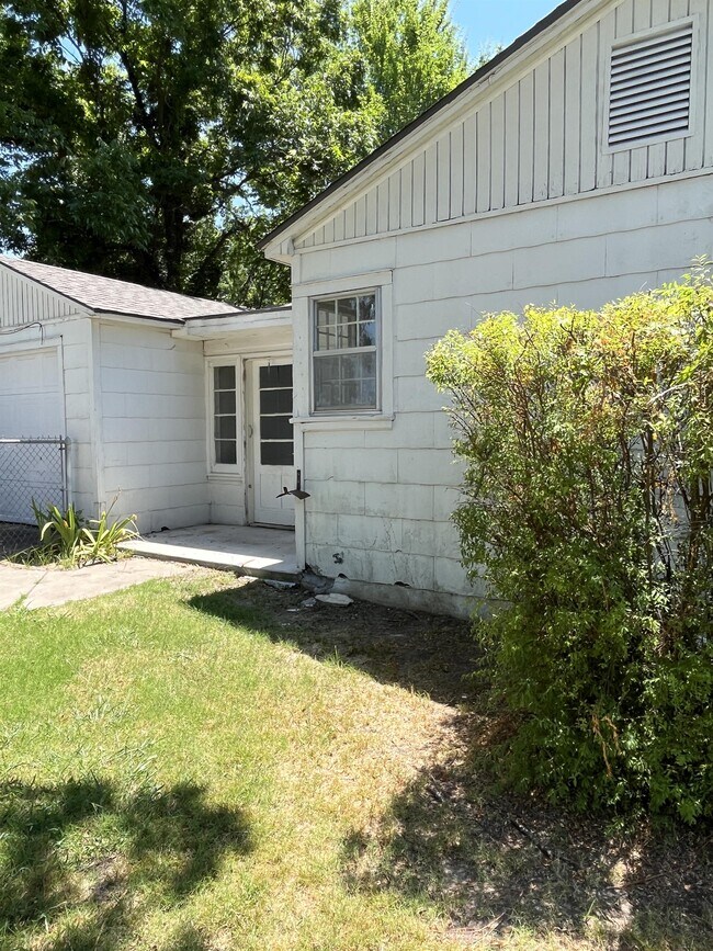 Foto del edificio - 1000 S Stockton Ave