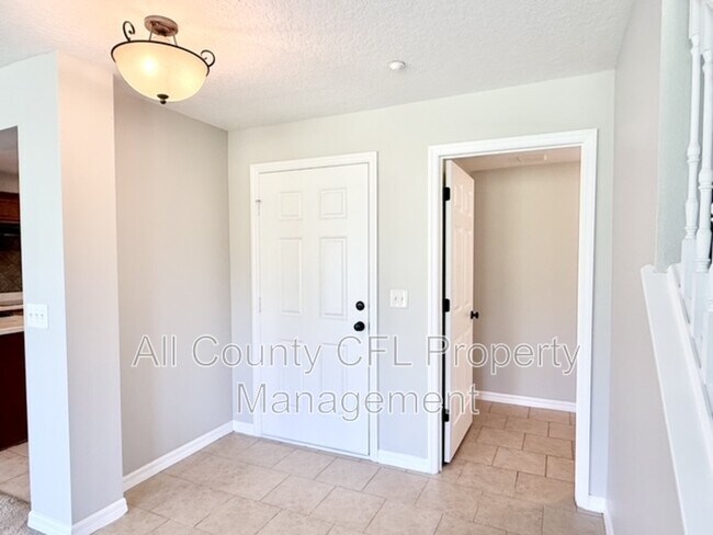 Building Photo - 218 Winter Nellis Cir