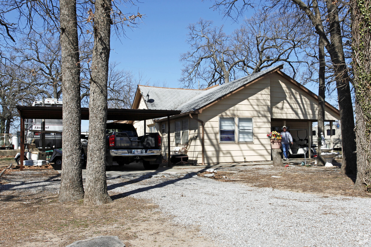 Primary Photo - West Oaks Mobile Home Park